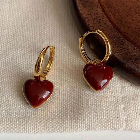 Pendientes de Aro Color Oro con Corazón Rojo