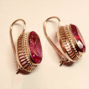 Pendientes Vintage en Cristal Rosa